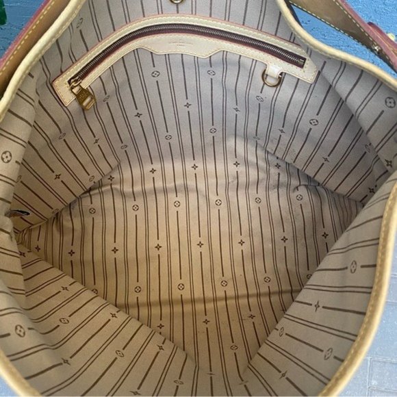 SOLD Louis Vuitton Monogram Delightful MM Hobo - Picture 13 of 16